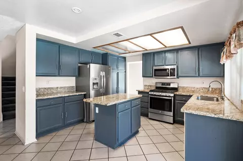 3228 Avenue Q10, Palmdale, CA 93550 photo 14