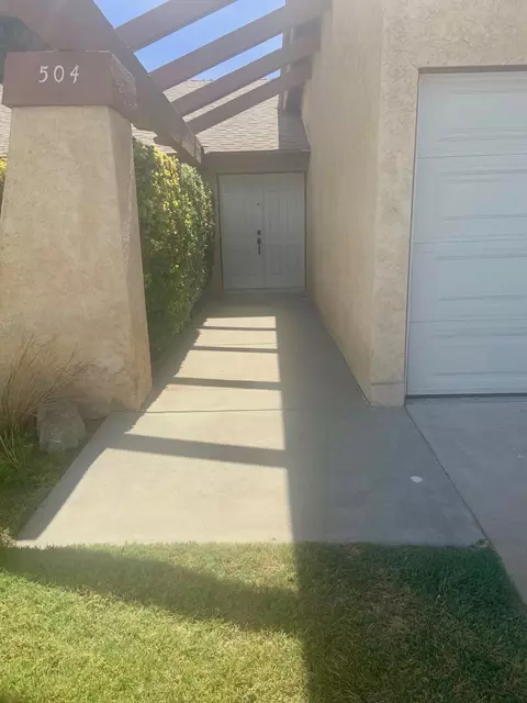 504 Ave J5 E, Lancaster, CA 93535 photo 3
