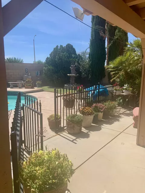 504 Ave J5 E, Lancaster, CA 93535 photo 24
