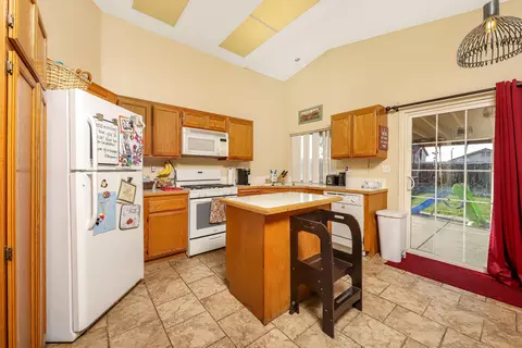 547 E Avenue J12, Lancaster, CA 93535 photo 10