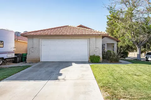 547 E Avenue J12, Lancaster, CA 93535 photo 1