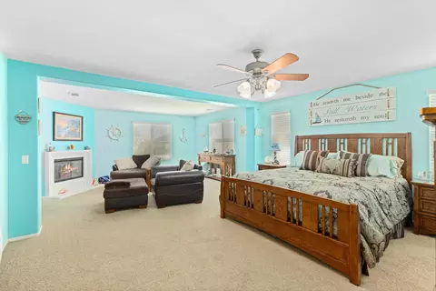 2213 Avenida Del Mar, Lancaster, CA 93535 photo 9