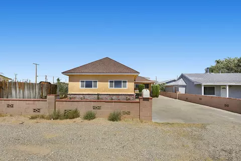 16144 H St, Mojave, CA 93501 photo 2