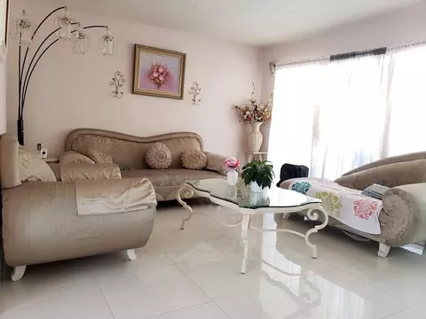 9458 Nagle Ave, Arleta, CA 91331 photo 3