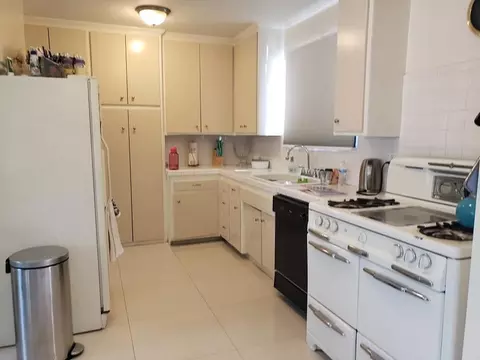 9458 Nagle Ave, Arleta, CA 91331 photo 4
