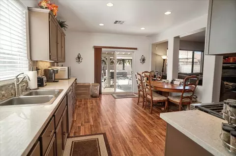 2733 E Ave J6, Lancaster, CA 93535 photo 5