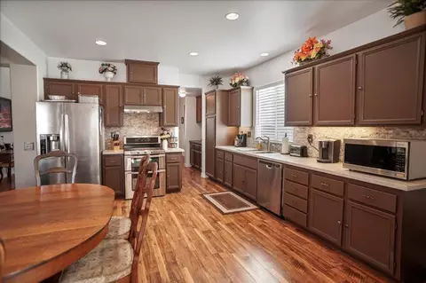 2733 E Ave J6, Lancaster, CA 93535 photo 6