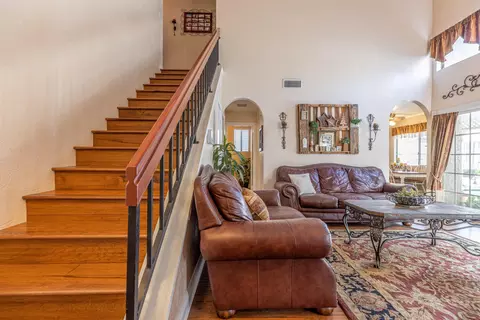650 E Jenner St, Lancaster, CA 93535 photo 5