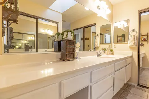 650 E Jenner St, Lancaster, CA 93535 photo 22
