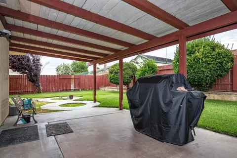 4932 Silverfox Ave, Palmdale, CA 93552 photo 4