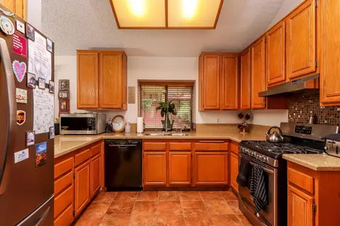 4932 Silverfox Ave, Palmdale, CA 93552 photo 7