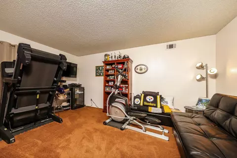 4932 Silverfox Ave, Palmdale, CA 93552 photo 17