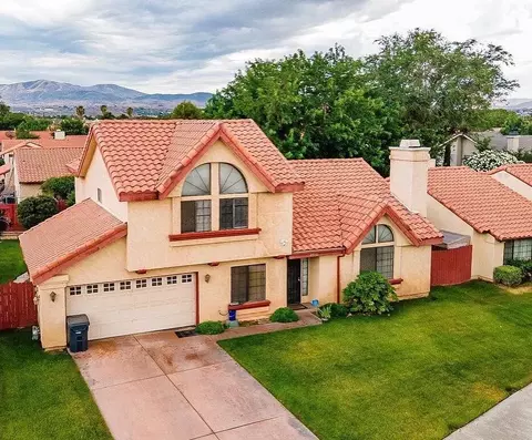 4932 Silverfox Ave, Palmdale, CA 93552 photo 1