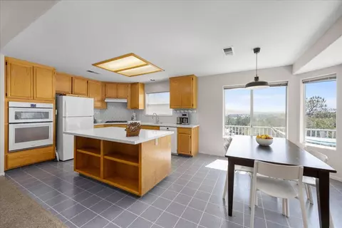 21508 Indian Wells Dr, Tehachapi, CA 93561 photo 13