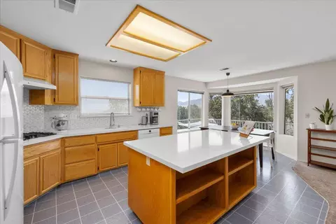 21508 Indian Wells Dr, Tehachapi, CA 93561 photo 18