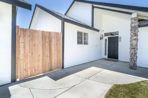 20412 Weston Ave, Tehachapi, CA 93561 photo 3
