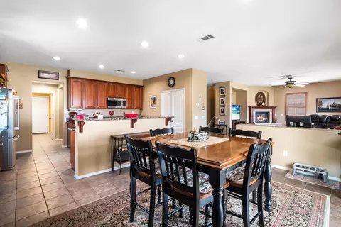 5779 Golding Dr, Lancaster, CA 93536 photo 19