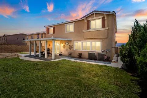 5779 Golding Dr, Lancaster, CA 93536 photo 2