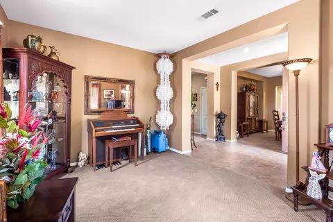 5779 Golding Dr, Lancaster, CA 93536 photo 8