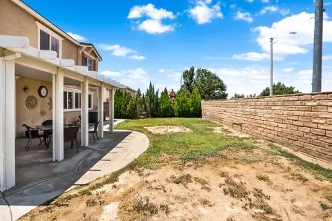 5779 Golding Dr, Lancaster, CA 93536 photo 44