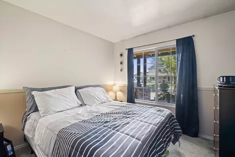 6240 Jasper Ct, Lancaster, CA 93536 photo 18