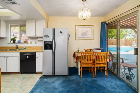 41307 E 156th St, Lancaster, CA 93535 photo 8