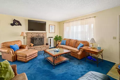 41307 E 156th St, Lancaster, CA 93535 photo 4