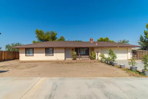 41307 E 156th St, Lancaster, CA 93535 photo 2
