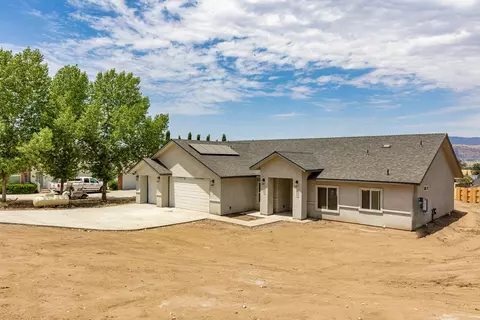 17521 Bold Venture Dr, Tehachapi, CA 93561 photo 3