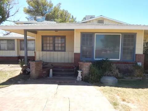 1352 Avenue N, Palmdale, CA 93551