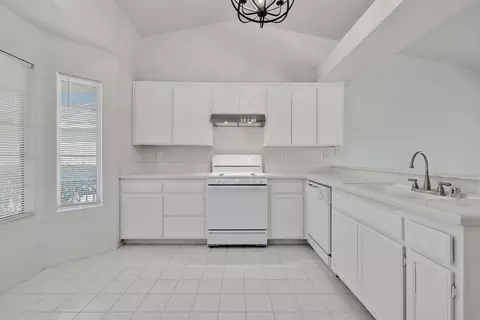 2340 Morningside Ave, Lancaster, CA 93535 photo 4