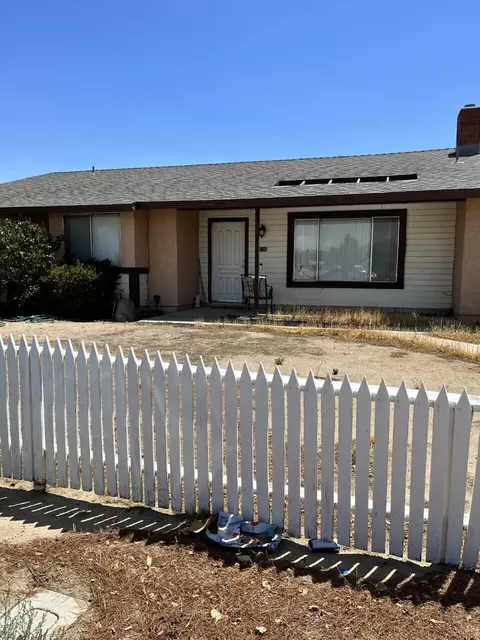 15732 Valeport Ave, Lancaster, CA 93535 photo 1