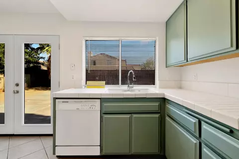 1132 Kettering St E, Lancaster, CA 93535 photo 10