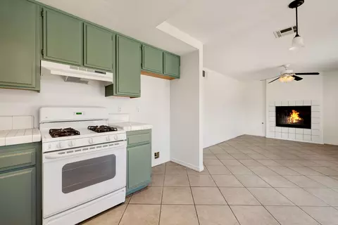 1132 Kettering St E, Lancaster, CA 93535 photo 11