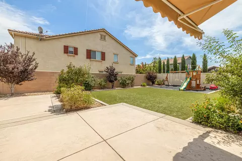 43910 Windrose Pl, Lancaster, CA 93536 photo 26