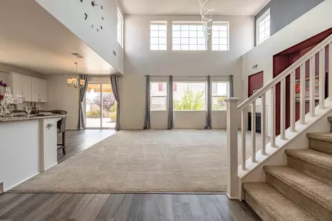 43910 Windrose Pl, Lancaster, CA 93536 photo 4