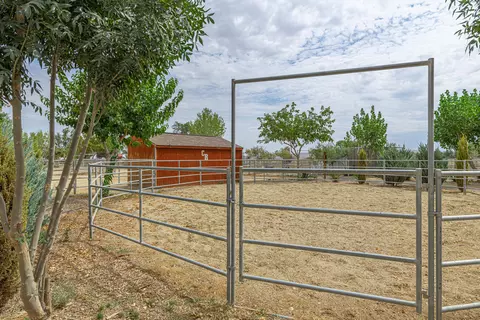 12103 E Ave H, Lancaster, CA 93535 photo 5