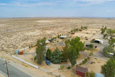 12103 E Ave H, Lancaster, CA 93535 photo 52