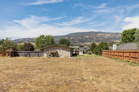 30060 Niblick Ln, Tehachapi, CA 93561 photo 29