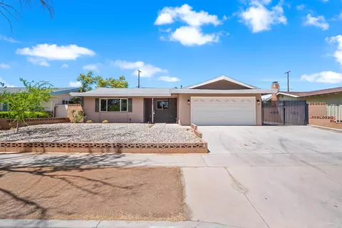 743 E Oldfield St, Lancaster, CA 93535 photo 3