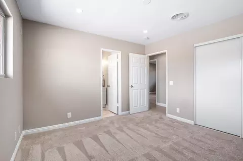 743 E Oldfield St, Lancaster, CA 93535 photo 24