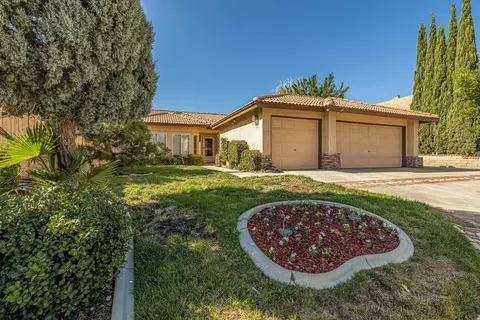 3030 Chuckwagon Rd, Palmdale, CA 93550 photo 3