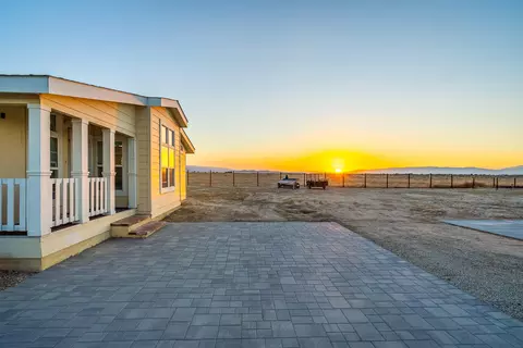47121 70th St, Lancaster, CA 93536 photo 5