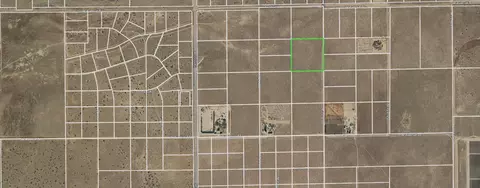 185 Th St W Ave B4, Lancaster, CA 93536 photo 3