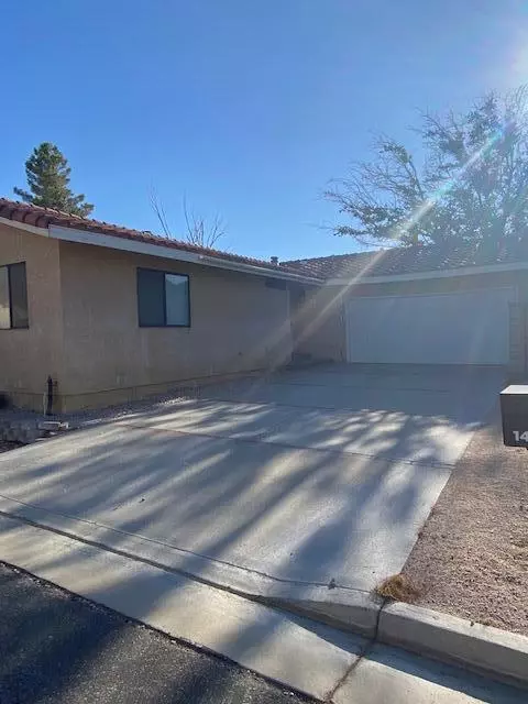 14313 Winchester Dr, Mojave, CA 93501 photo 3