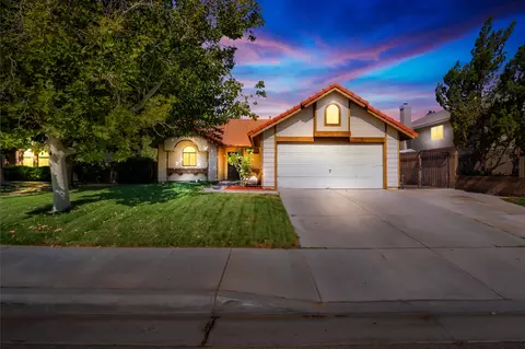 43359 Carol Dr, Lancaster, CA 93535 photo 1