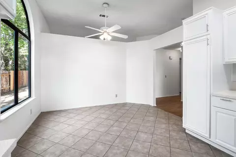 43359 Carol Dr, Lancaster, CA 93535 photo 12