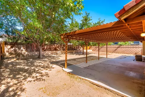 43359 Carol Dr, Lancaster, CA 93535 photo 29