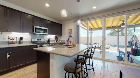 5060 Spur Ave, Lancaster, CA 93536 photo 5
