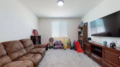 5060 Spur Ave, Lancaster, CA 93536 photo 14